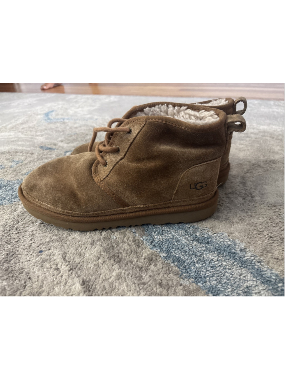 UGG Neumel Suede Lace-Up Ankle Chukka Boots Women's US 6